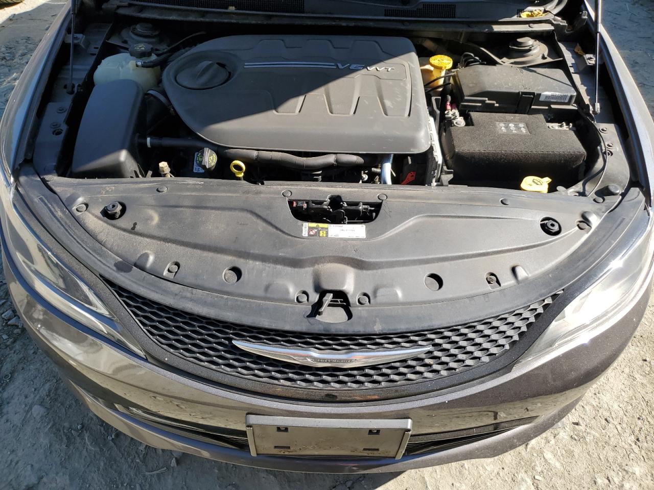 2015 Chrysler 200 VIN 1C3CCCBG0FN565316 Copart auction photo, rear end / side damage thumbnail 11