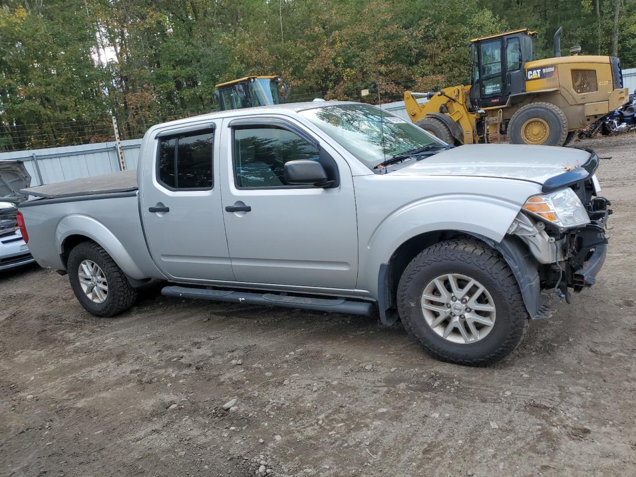 2016 Nissan Navara (Frontier) VIN 1N6AD0FV1GN723149 Copart auction photo, rear end / front end damage thumbnail 4