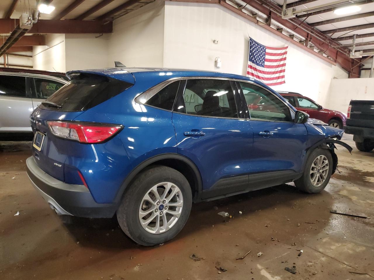 2022 Ford Escape VIN 1FMCU9G68NUA96262 Copart auction photo, side / front end damage thumbnail 3