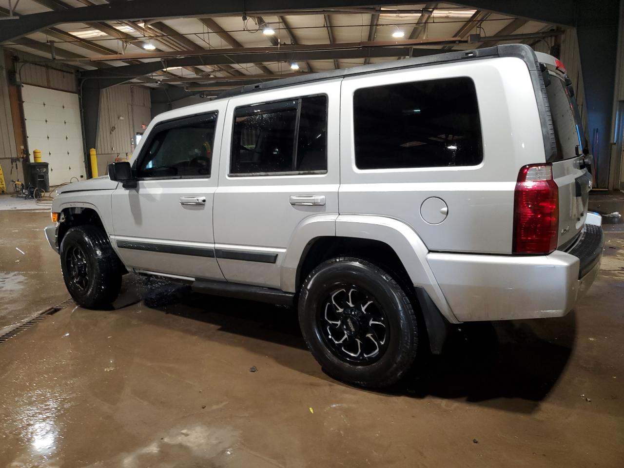 2009 Jeep Commander VIN 1J8HG48K09C526337 Copart auction photo, side damage thumbnail 2