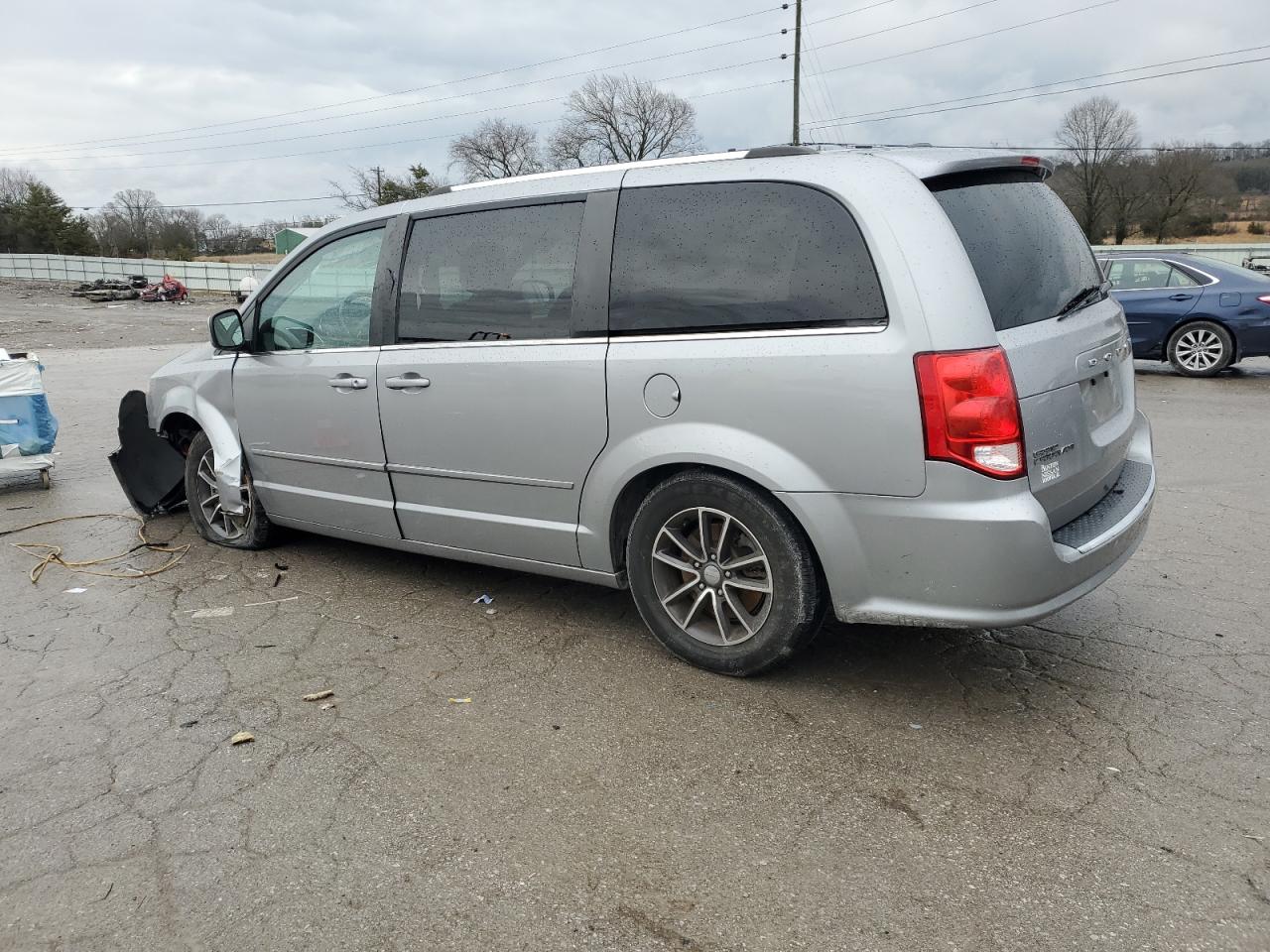 2017 Dodge Caravan VIN 2C4RDGCG3HR596090 Copart auction photo, front end damage thumbnail 2