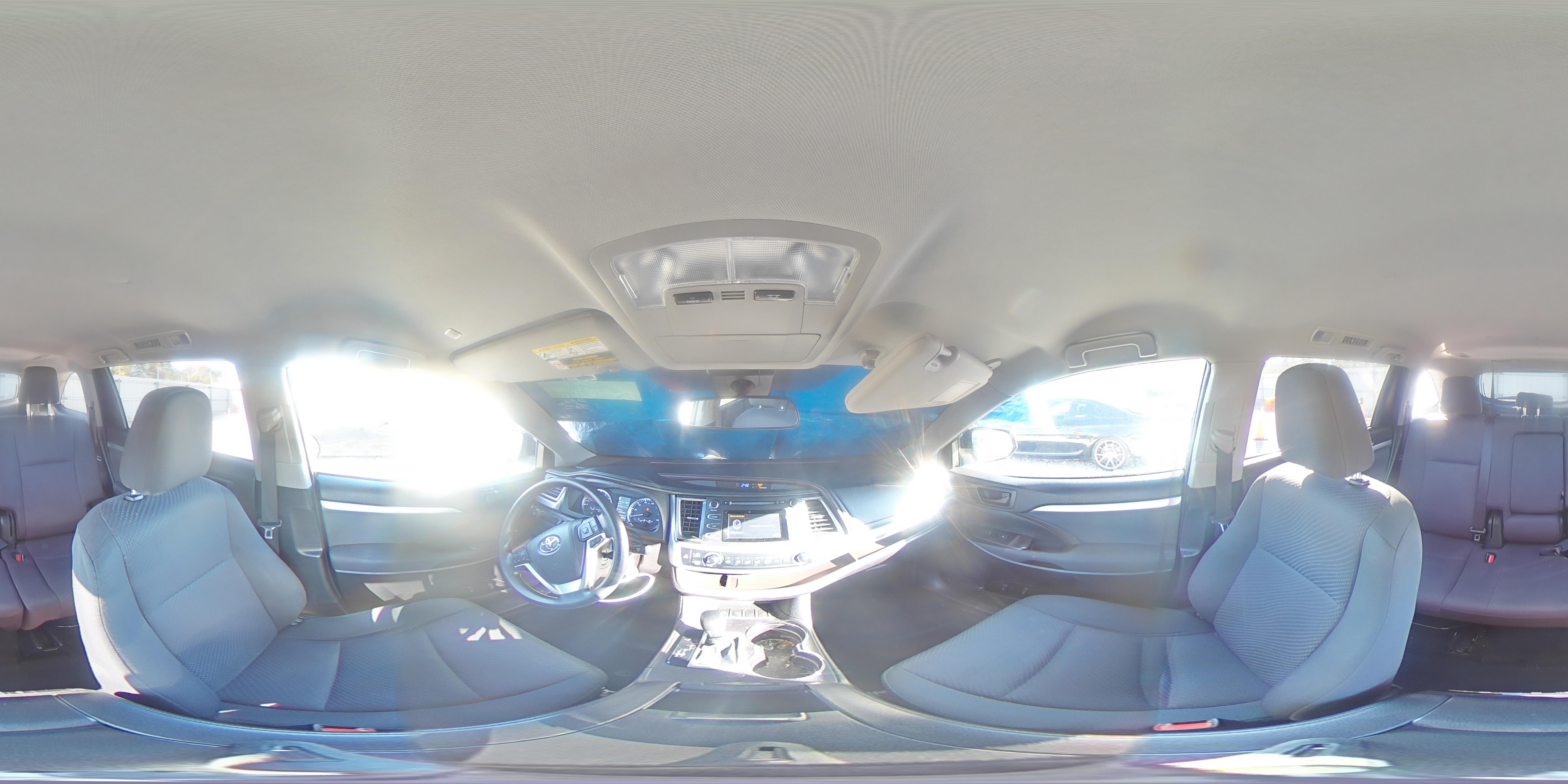 2019 Toyota Highlander VIN 5TDZZRFH0KS298824 Copart auction photo, all over damage thumbnail 15