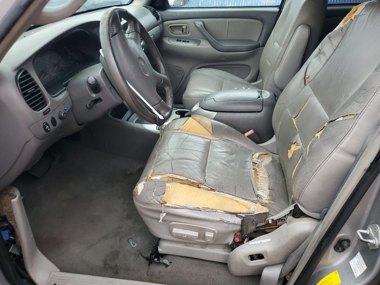 2002 Toyota Sequoia VIN 5TDZT38A62S098822 Copart auction photo, front end damage thumbnail 7