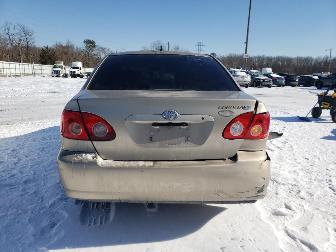 2007 Toyota Corolla VIN 1NXBR32E87Z912267 Copart auction photo, front end / rear end damage thumbnail 6