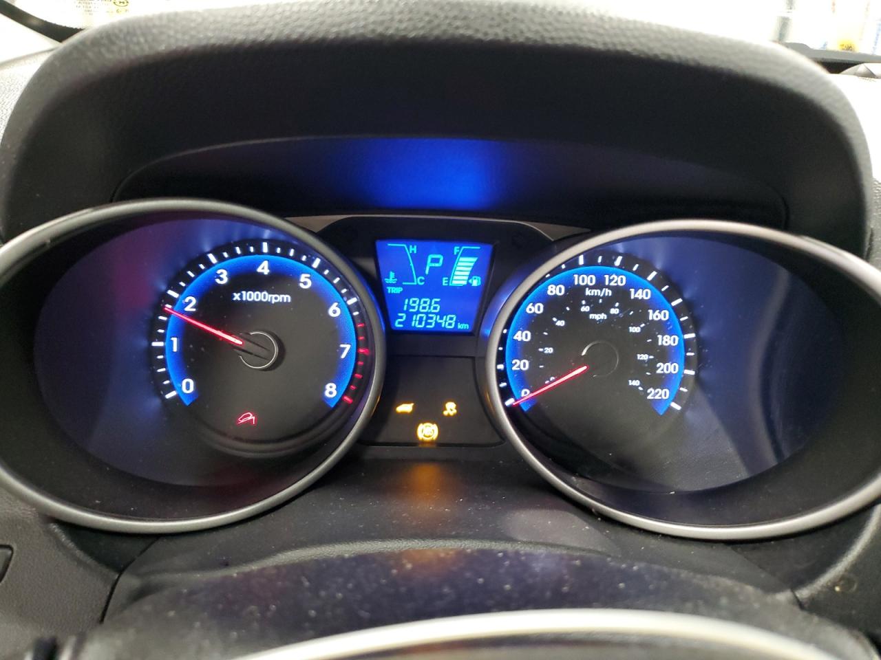 2013 Hyundai Tucson VIN KM8JT3AC2DU758423 Copart auction photo, burn / front end damage thumbnail 9