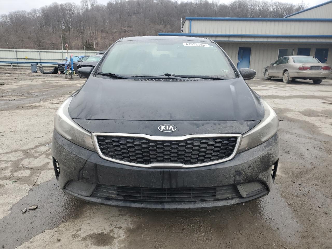 2018 KIA Forte VIN 3KPFK4A77JE184739 Copart auction photo, rear end damage thumbnail 5