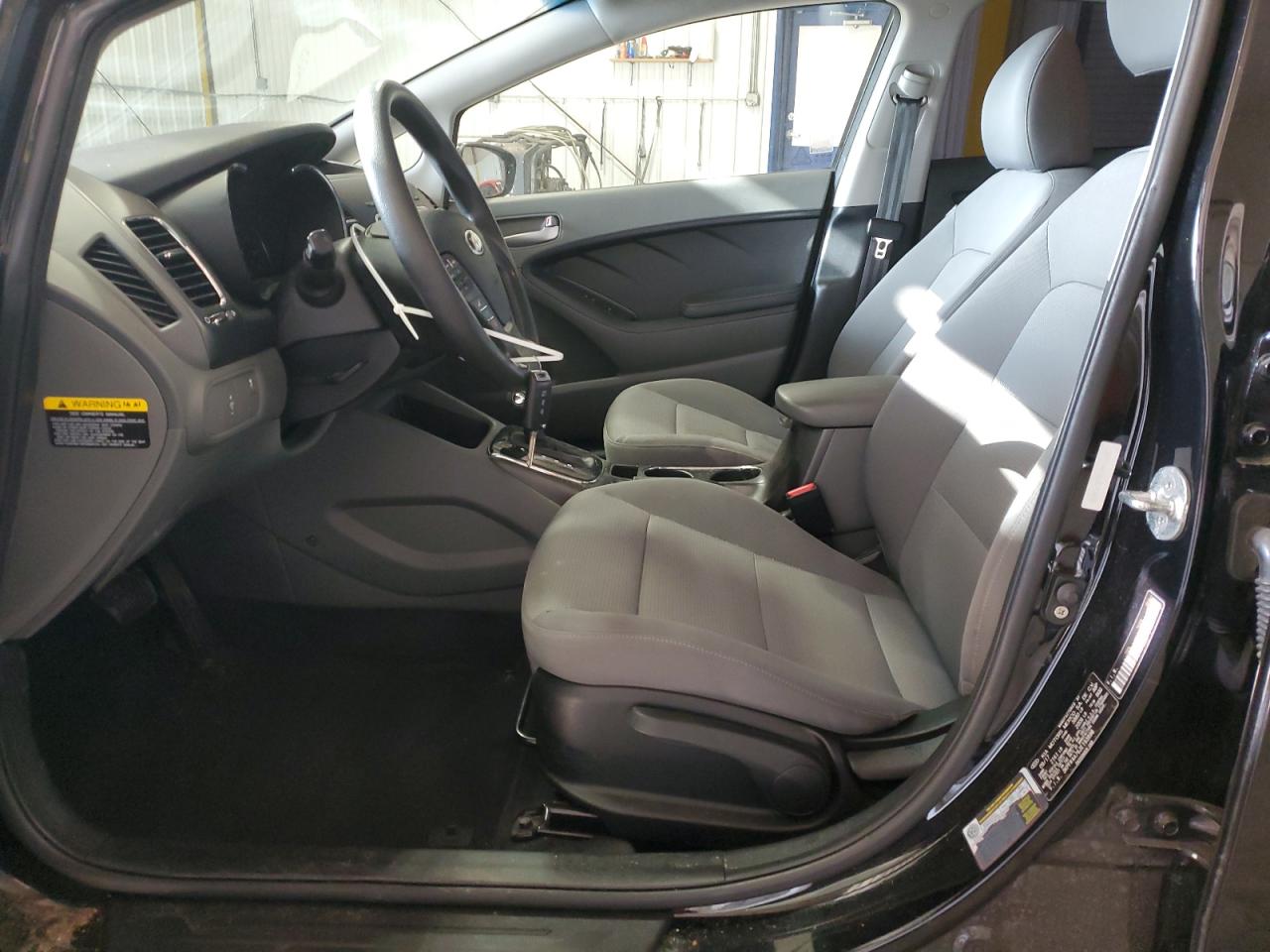2018 KIA Forte VIN 3KPFK4A76JE193898 Copart auction photo, side damage thumbnail 7