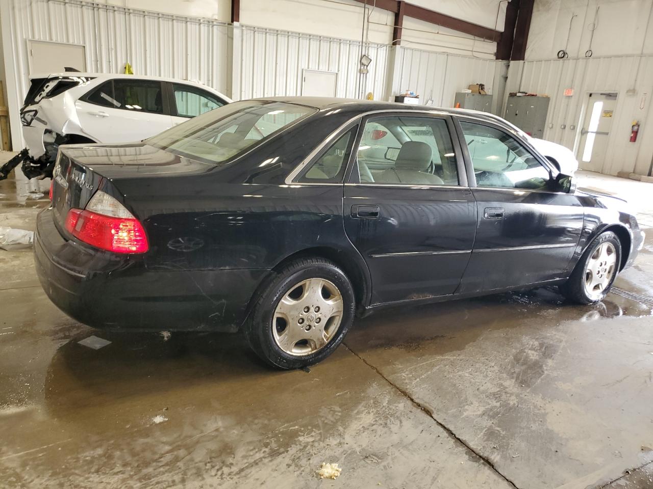 2003 Toyota Avalon VIN 4T1BF28B03U310716 Copart auction photo, front end damage thumbnail 3