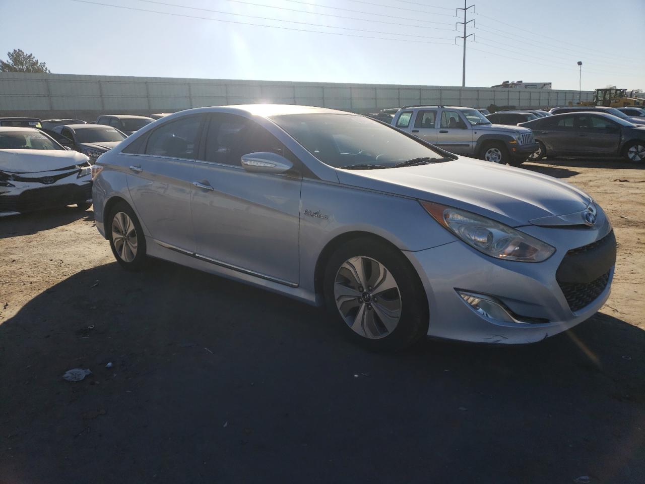 2015 Hyundai Sonata VIN KMHEC4A43FA128172 Copart auction photo, side damage thumbnail 4