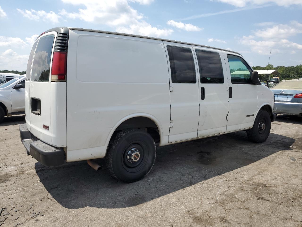 1998 GMC Savana VIN 1GTHG35R0W1009940 Copart auction photo, side damage thumbnail 3