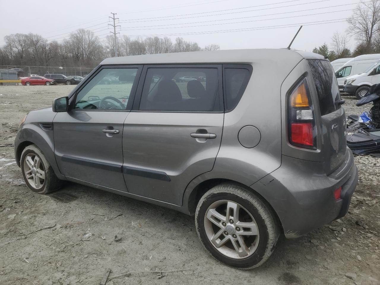 2011 KIA Soul VIN KNDJT2A24B7330516 Copart auction photo, side damage thumbnail 2