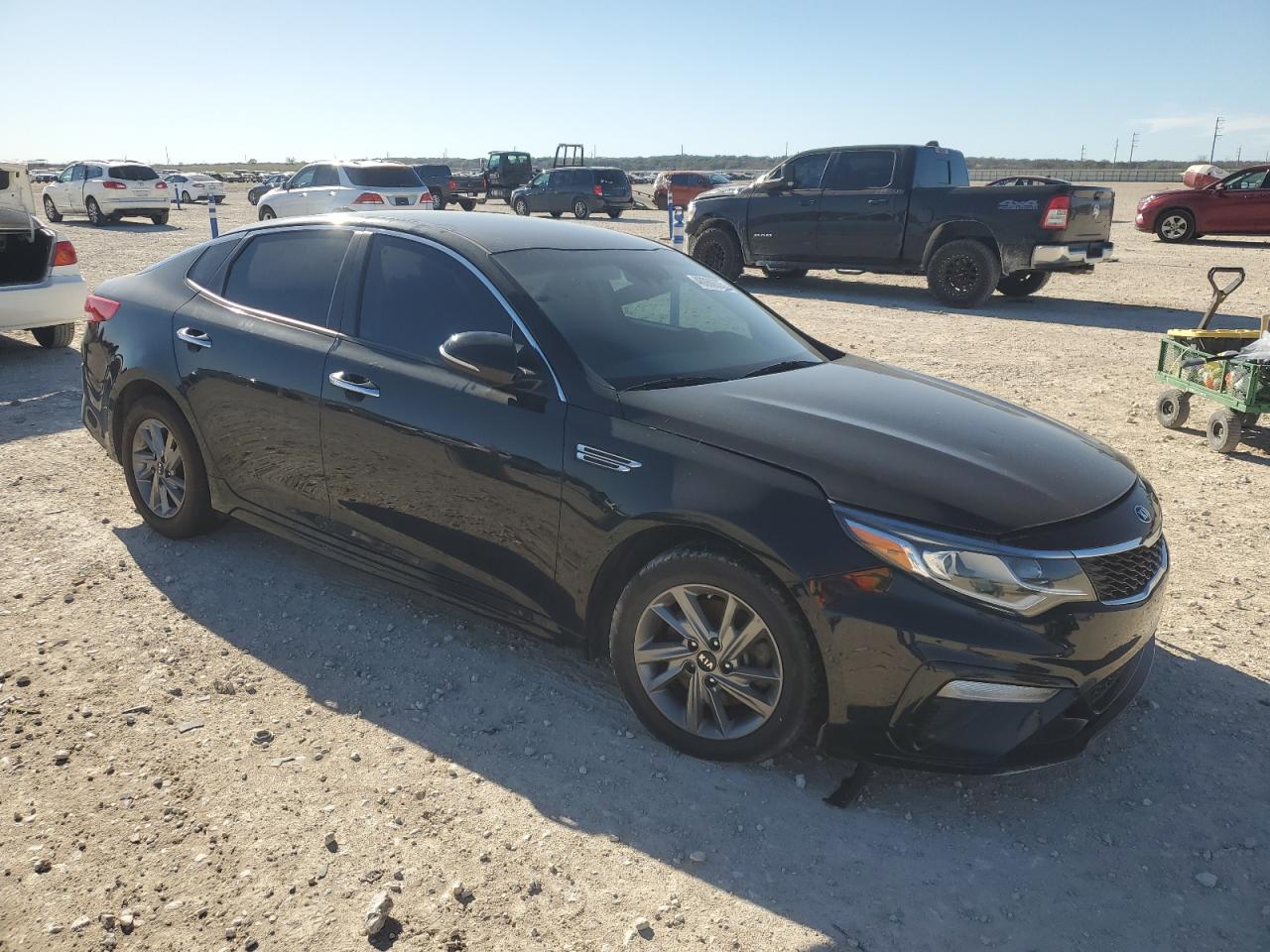 2019 KIA Optima VIN 5XXGT4L31KG335109 Copart auction photo, front end / minor dent/scratches damage thumbnail 4