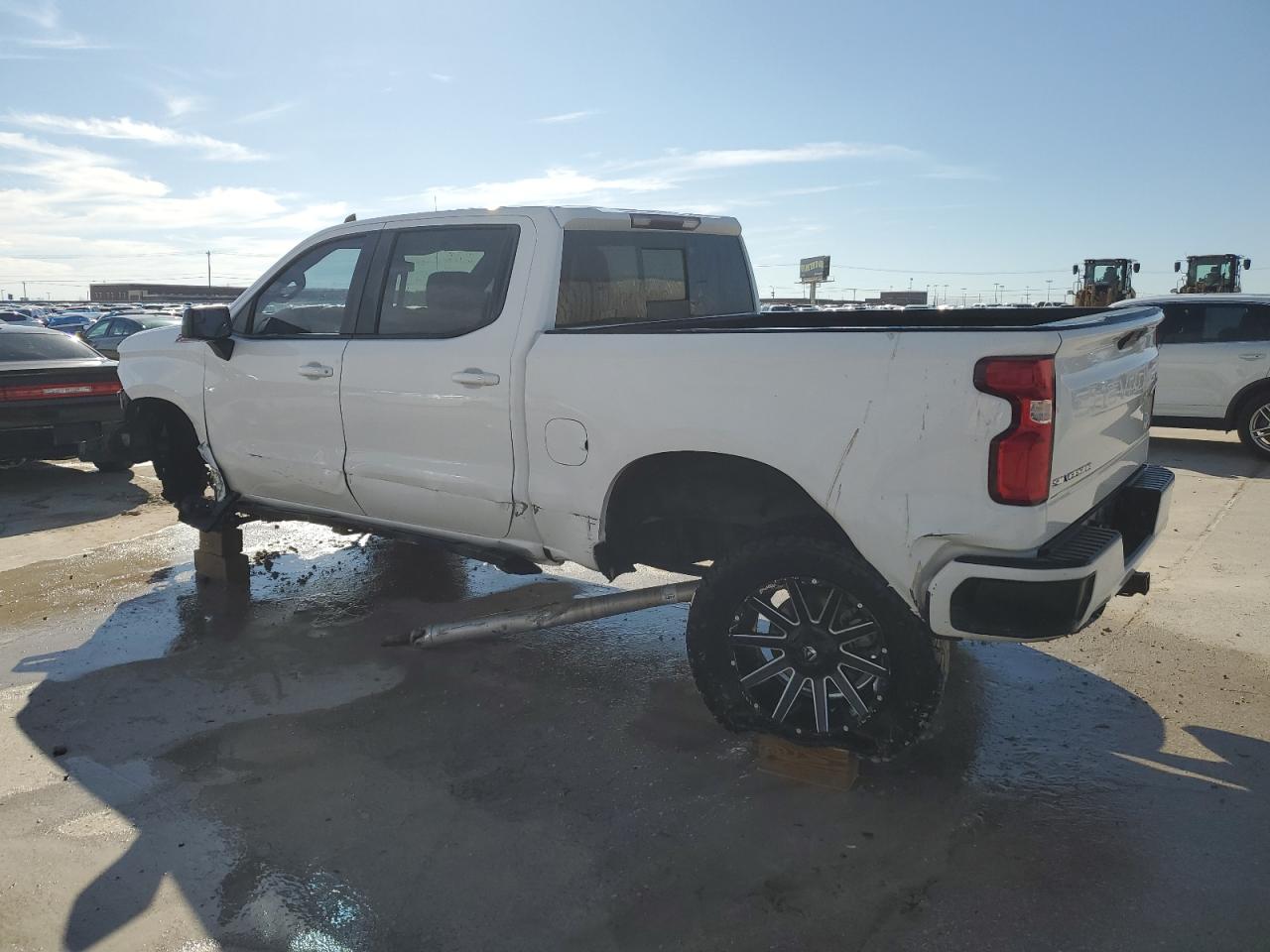 2019 Chevrolet Silverado VIN 3GCUYEED1KG285387 Copart auction photo, front end / undercarriage damage thumbnail 2