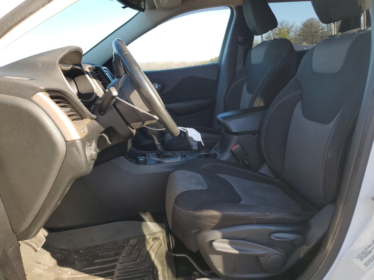 2014 Jeep Grand Cherokee VIN 1C4PJMCB2EW140863 Copart auction photo, minor dent/scratches damage thumbnail 7