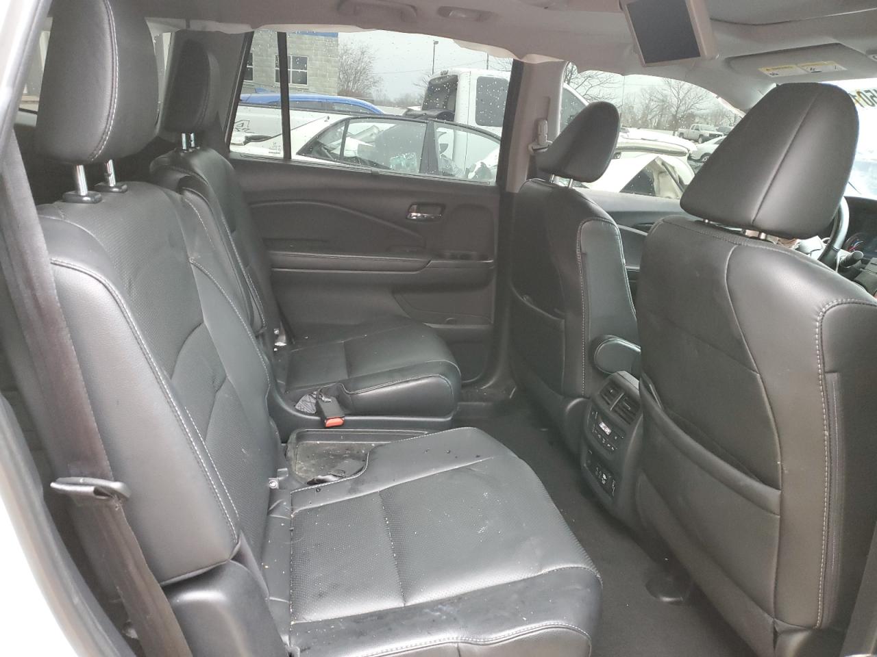 2019 Honda Pilot VIN 5FNYF6H04KB056312 Copart auction photo, front end damage thumbnail 11