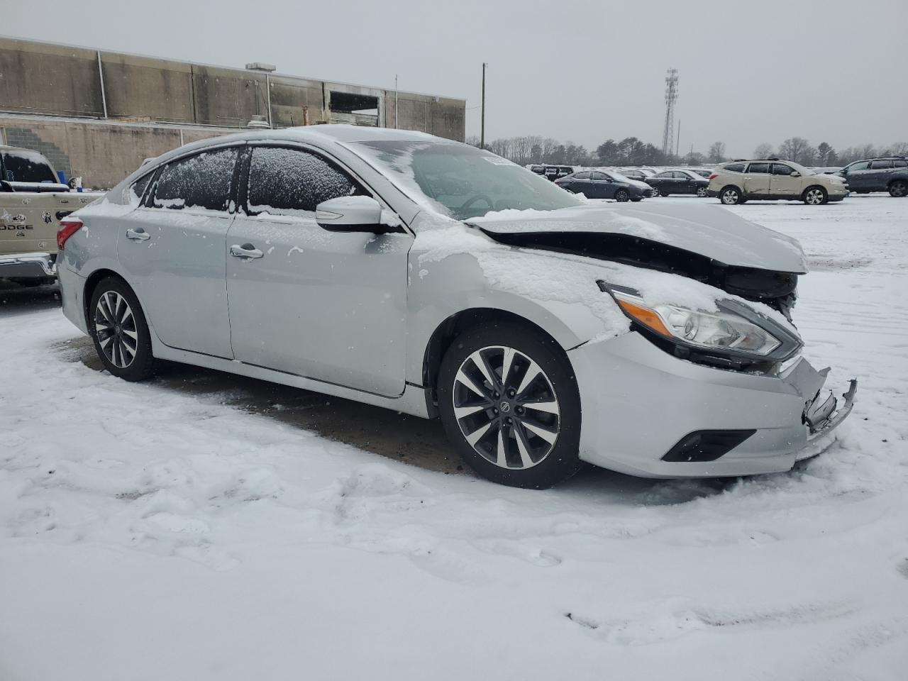 2017 Nissan Altima VIN 1N4AL3AP5HC209811 Copart auction photo, front end / mechanical damage thumbnail 4