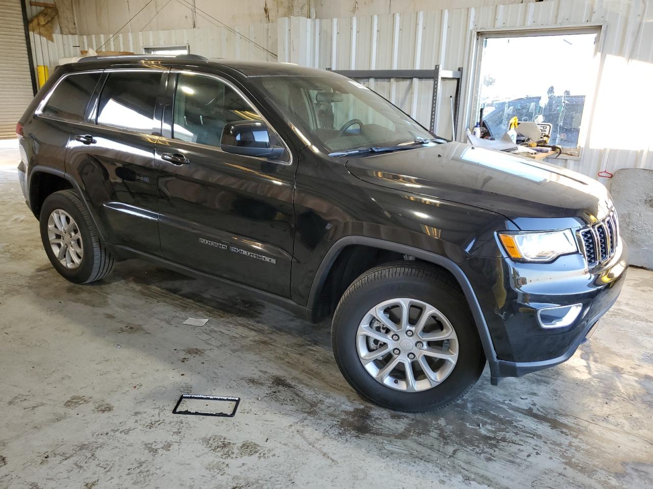2021 Jeep Grand Cherokee VIN 1C4RJFAG0MC652947 Copart auction photo, side damage thumbnail 4