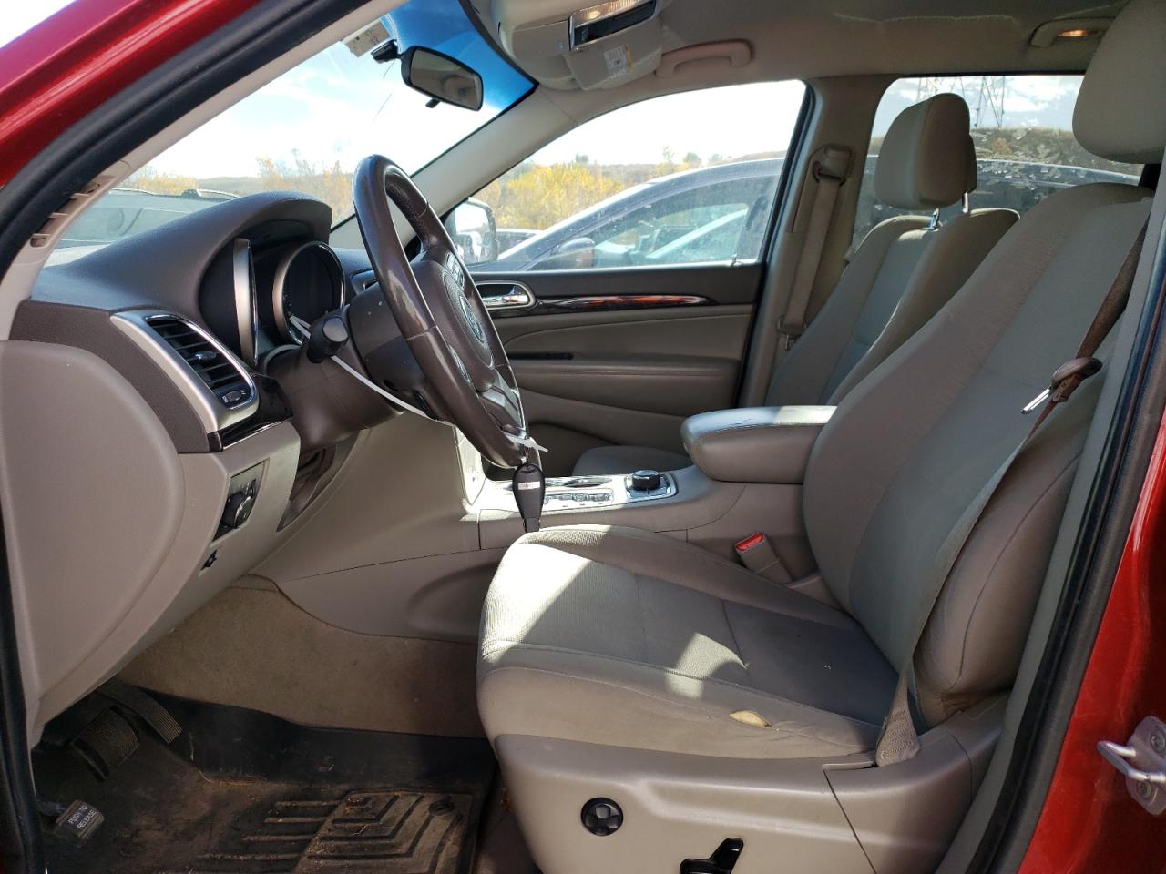 2011 Jeep Grand Cherokee VIN 1J4RR4GG3BC511673 Copart auction photo, front end / hail damage thumbnail 7