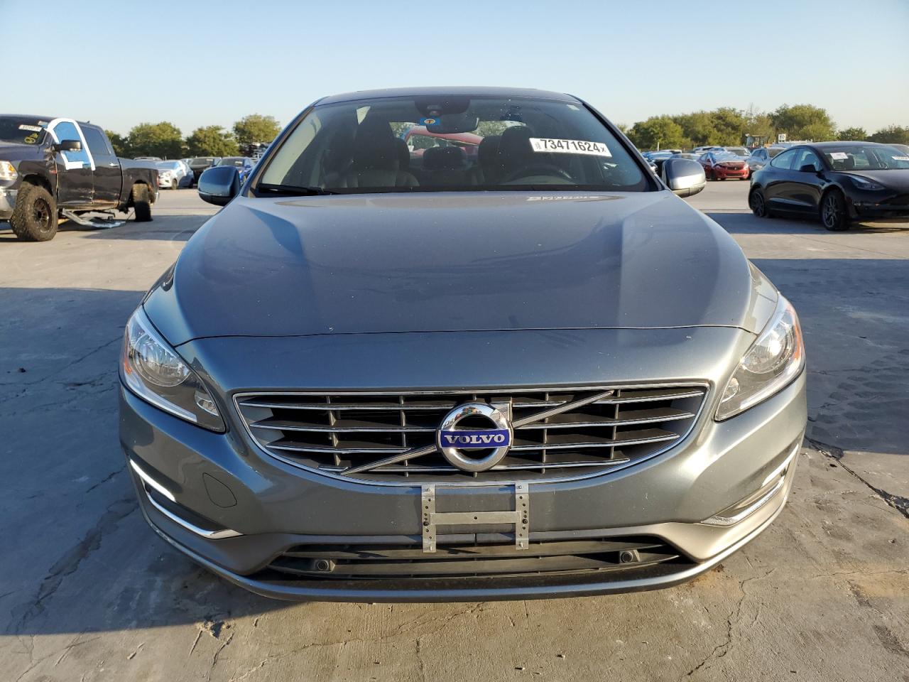 2017 Volvo S60 VIN LYV402HKXHB195557 Copart auction photo, rear end damage thumbnail 5