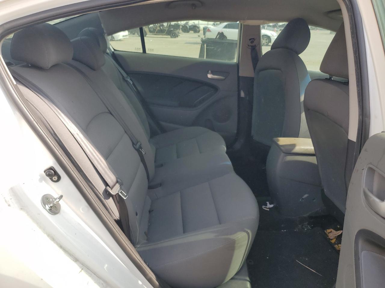 2018 KIA Forte VIN 3KPFK4A70JE202420 Copart auction photo, front end / minor dent/scratches damage thumbnail 10