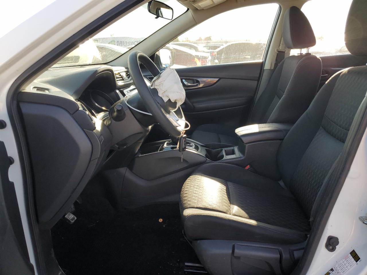 2017 Nissan Rogue VIN KNMAT2MV8HP619509 Copart auction photo, front end damage thumbnail 7