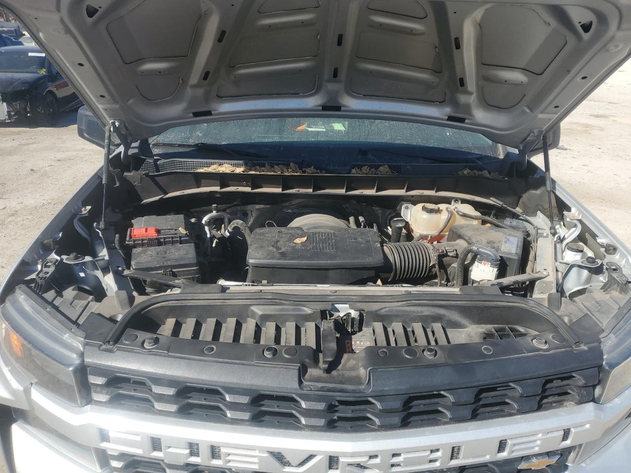 2019 Chevrolet Silverado VIN 1GCPWBEH7KZ423082 Copart auction photo, side / minor dent/scratches damage thumbnail 11