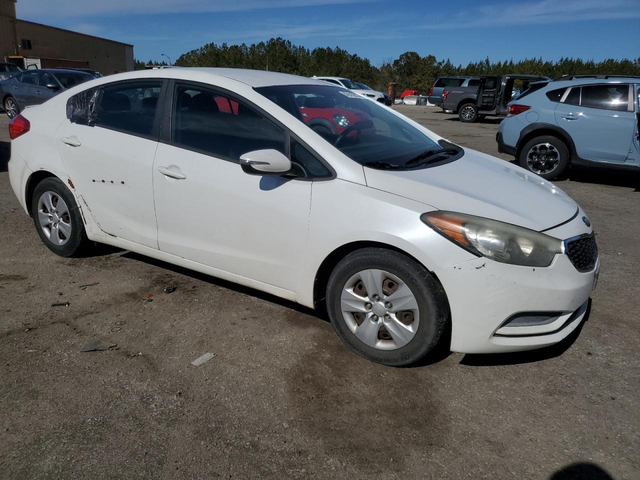 2015 KIA Forte VIN KNAFX4A65F5326224 Copart auction photo, side damage thumbnail 4