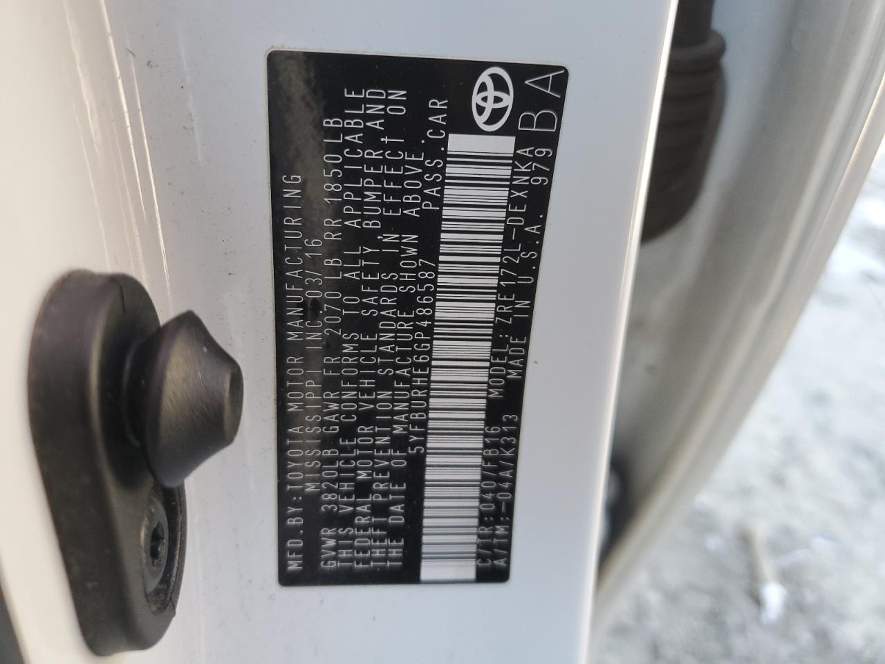 2016 Toyota Corolla VIN 5YFBURHE6GP486587 Copart auction photo, front end / side damage thumbnail 14