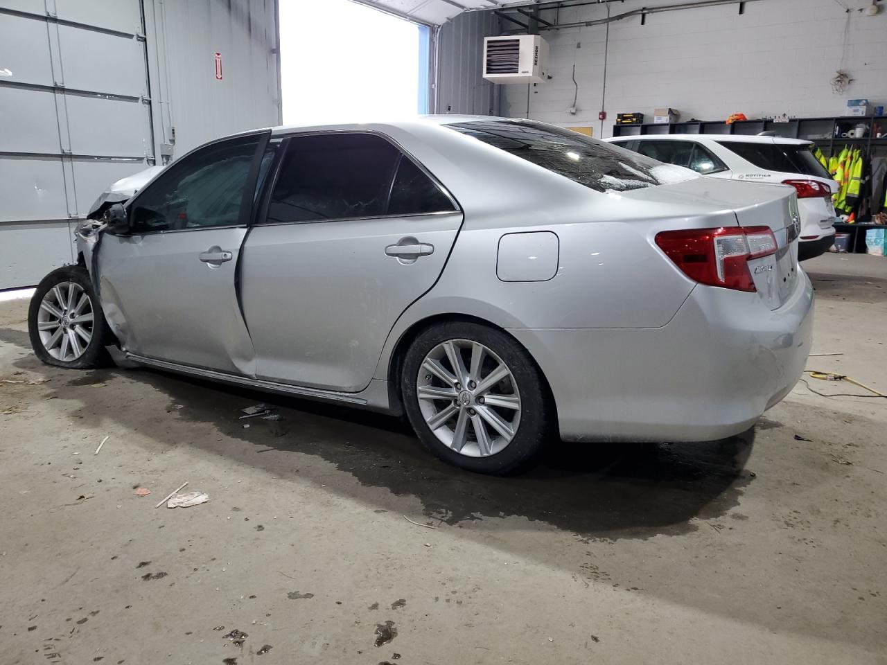 2013 Toyota Camry VIN 4T1BF1FK6DU677652 Copart auction photo, front end / side damage thumbnail 2