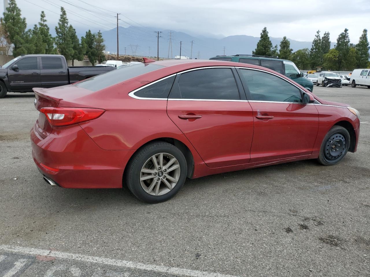 2015 Hyundai Sonata VIN 5NPE24AF3FH232534 Copart auction photo, vandalism / stripped damage thumbnail 3