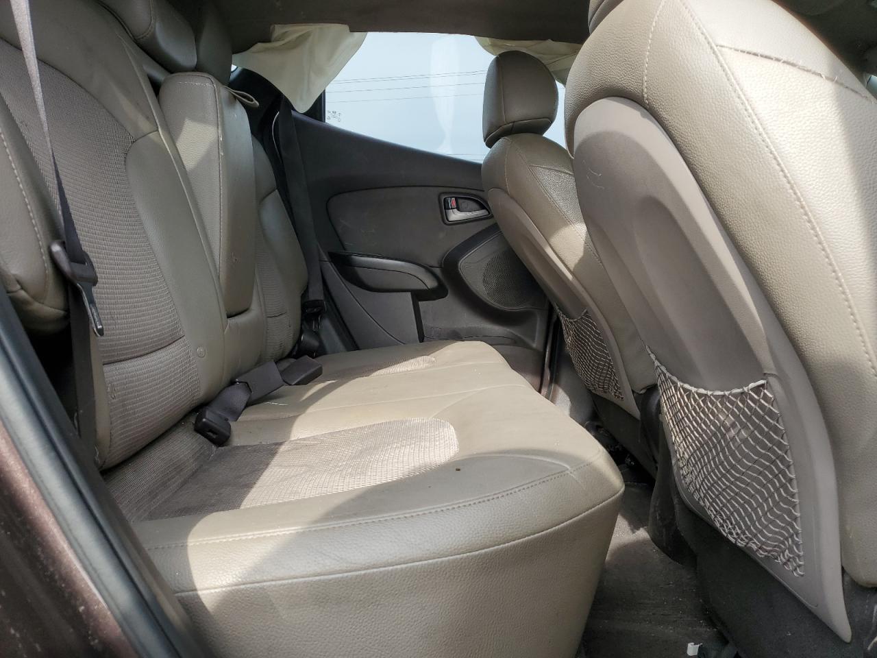 2014 Hyundai Tucson VIN KM8JU3AG4EU895400 Copart auction photo, all over damage thumbnail 11