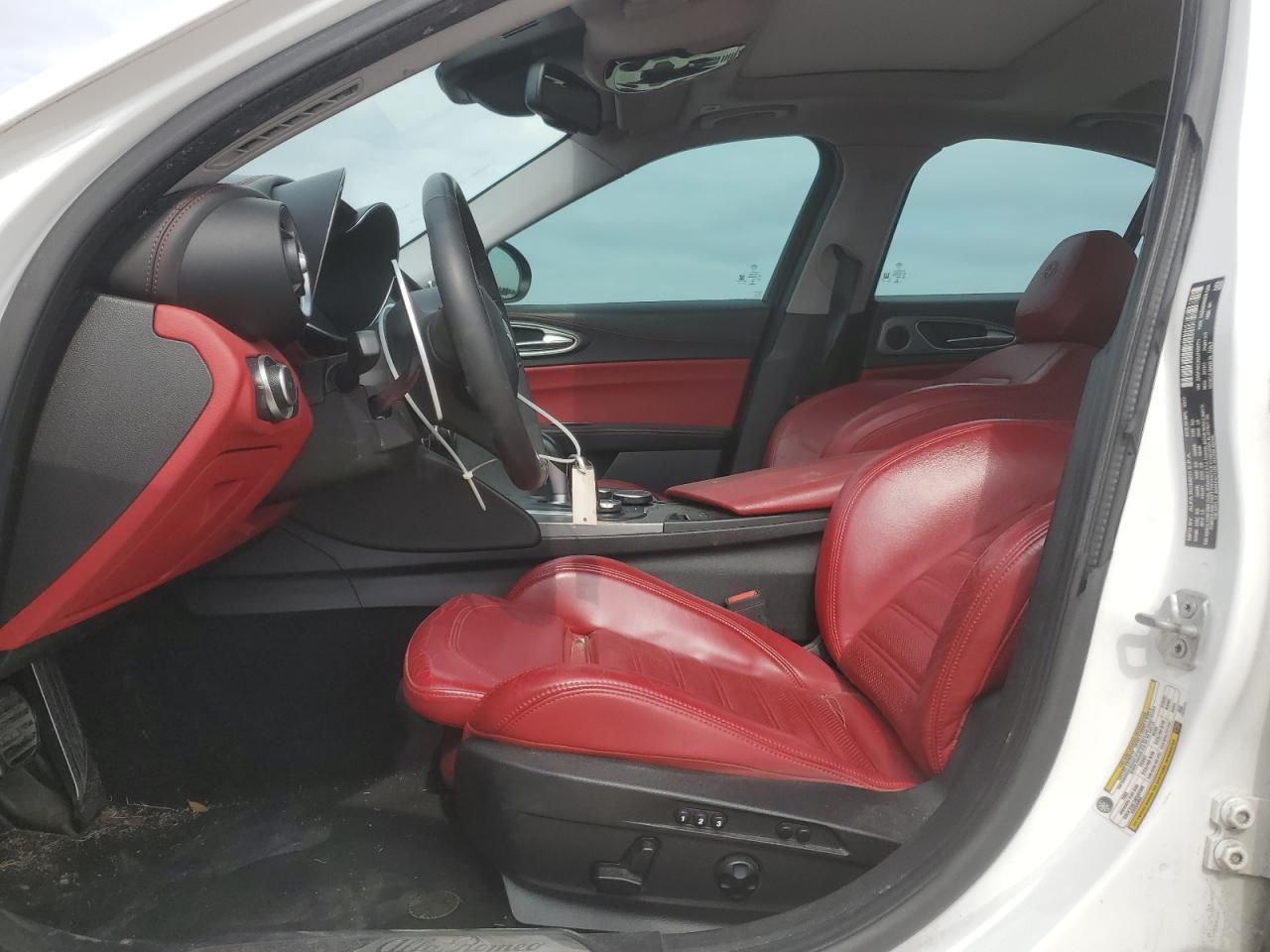 2018 Alfa Romeo Giulia VIN ZARFAECN3J7565773 Copart auction photo, rear end / front end damage thumbnail 7
