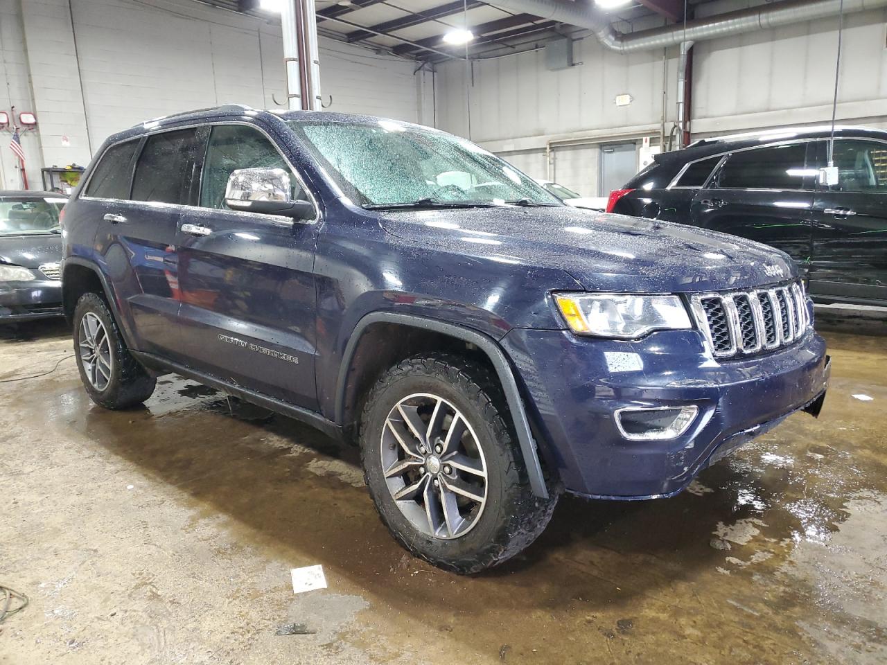 2018 Jeep Grand Cherokee VIN 1C4RJFBG6JC433534 Copart auction photo, front end / side damage thumbnail 4