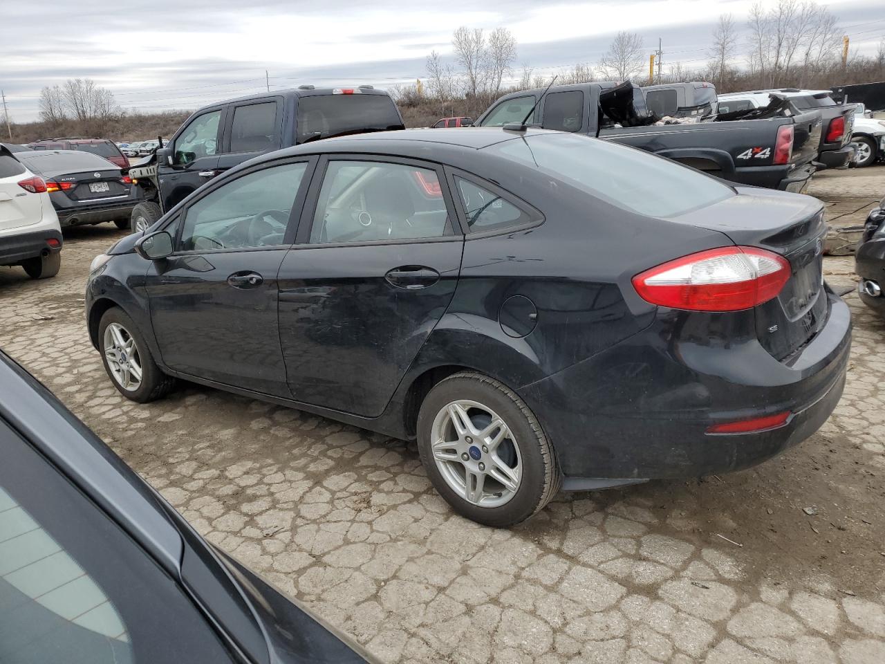 2018 Ford Fiesta VIN 3FADP4BJ5JM112047 Copart auction photo, front end / undercarriage damage thumbnail 2