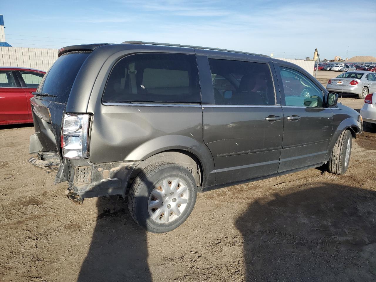 2010 Chrysler Town & Country VIN 2A4RR4DE7AR240156 Copart auction photo, rear end / front end damage thumbnail 3