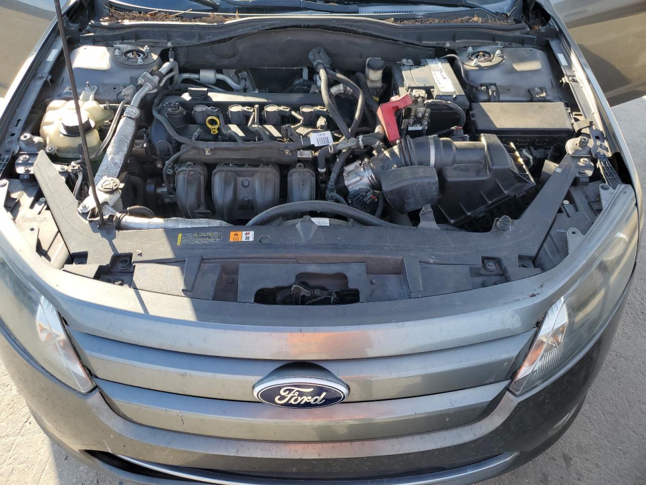2011 Ford Fusion VIN 3FAHP0HAXBR103219 Copart auction photo, side / minor dent/scratches damage thumbnail 11