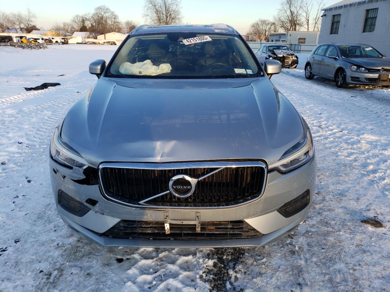 2018 Volvo XC60 VIN YV4A22RK4J1023689 Copart auction photo, front end damage thumbnail 5