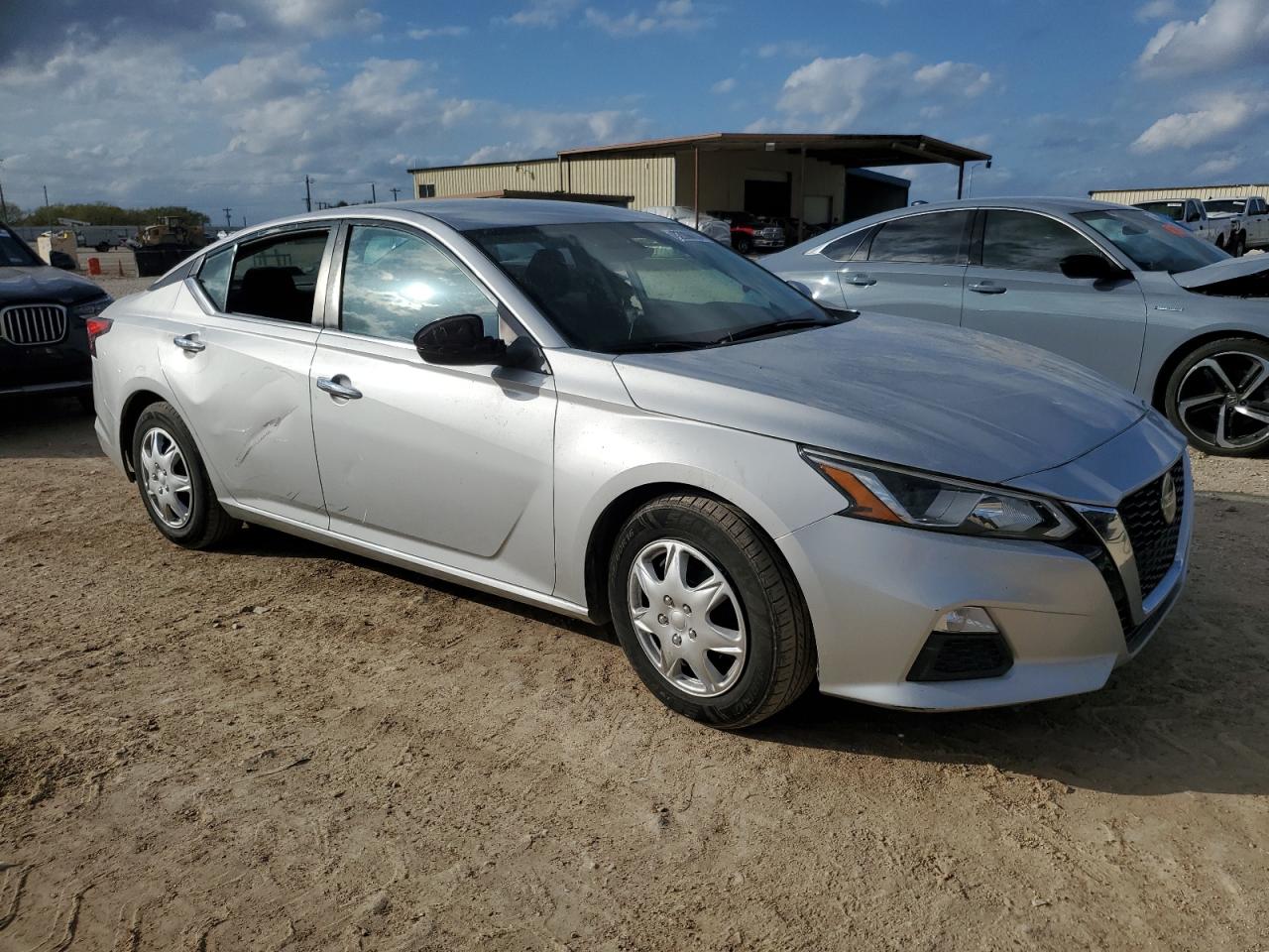 2020 Nissan Altima VIN 1N4BL4BV8LC221824 Copart auction photo, all over damage thumbnail 4