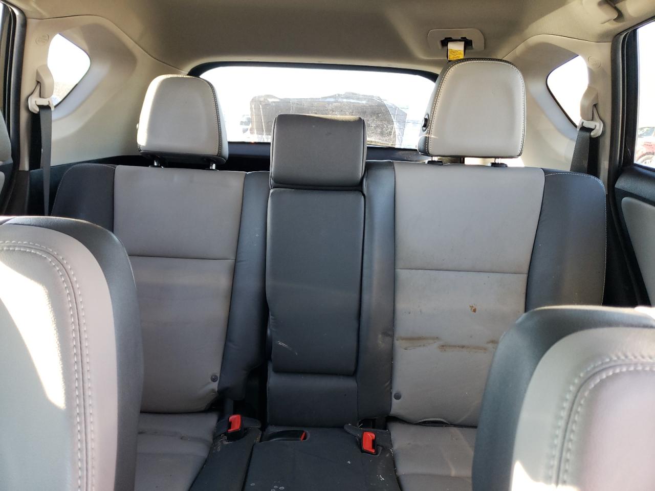 2015 Toyota RAV 4 VIN 2T3DFREV3FW373482 Copart auction photo, front end / minor dent/scratches damage thumbnail 10