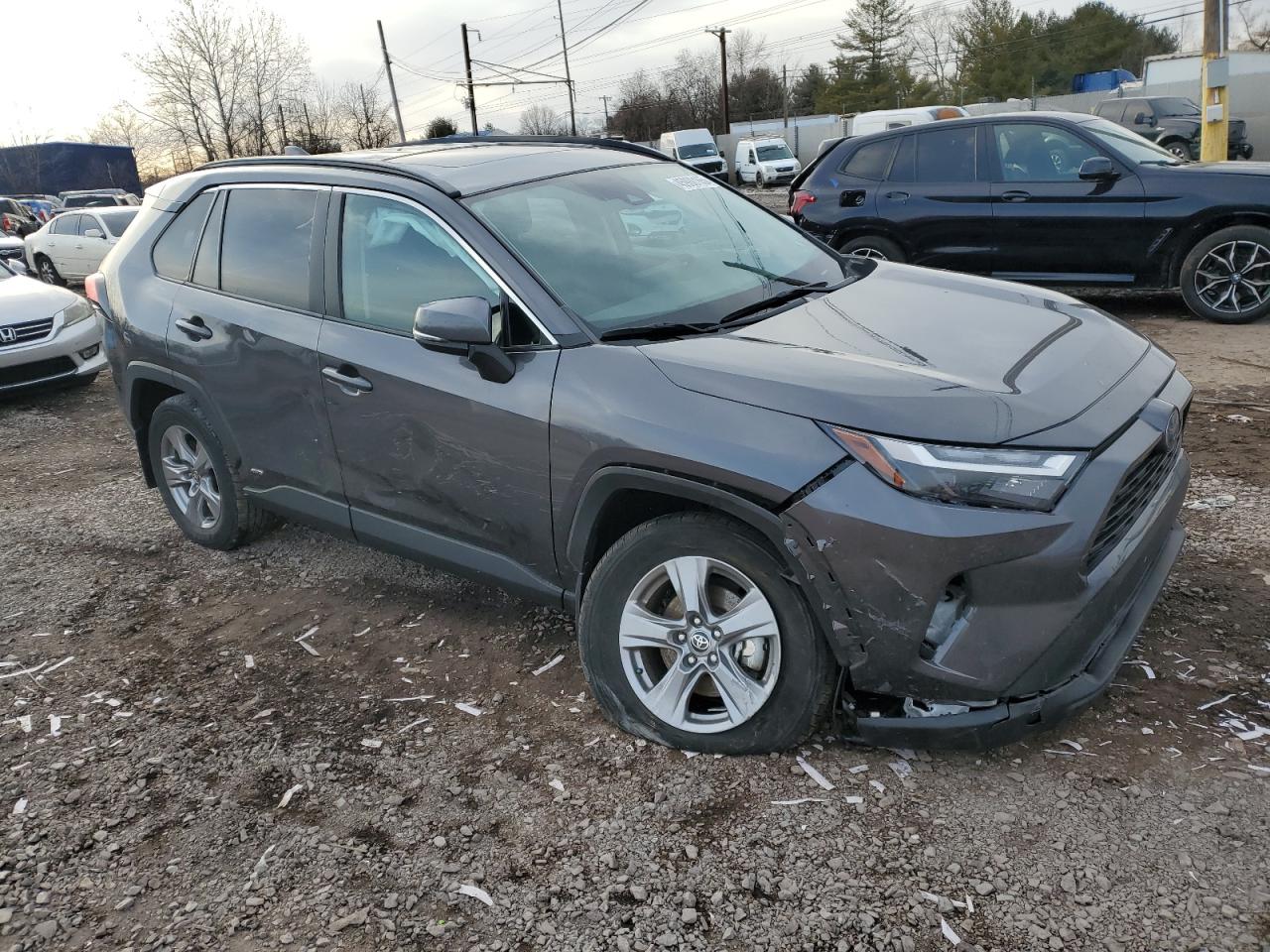 2022 Toyota RAV 4 VIN 4T3RWRFV0NU070453 Copart auction photo, front end / side damage thumbnail 4