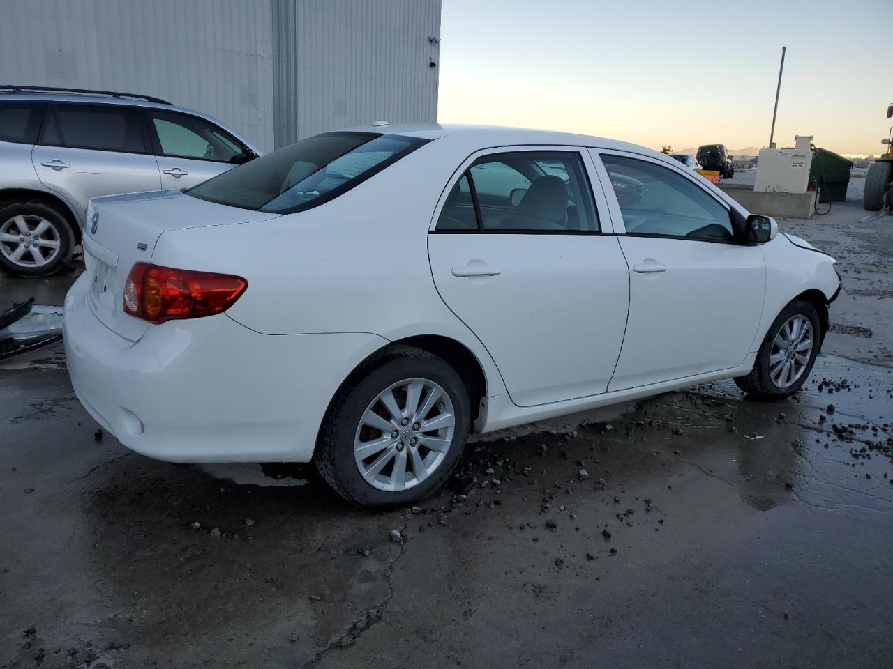 2010 Toyota Corolla VIN 1NXBU4EE4AZ316483 Copart auction photo, front end damage thumbnail 3