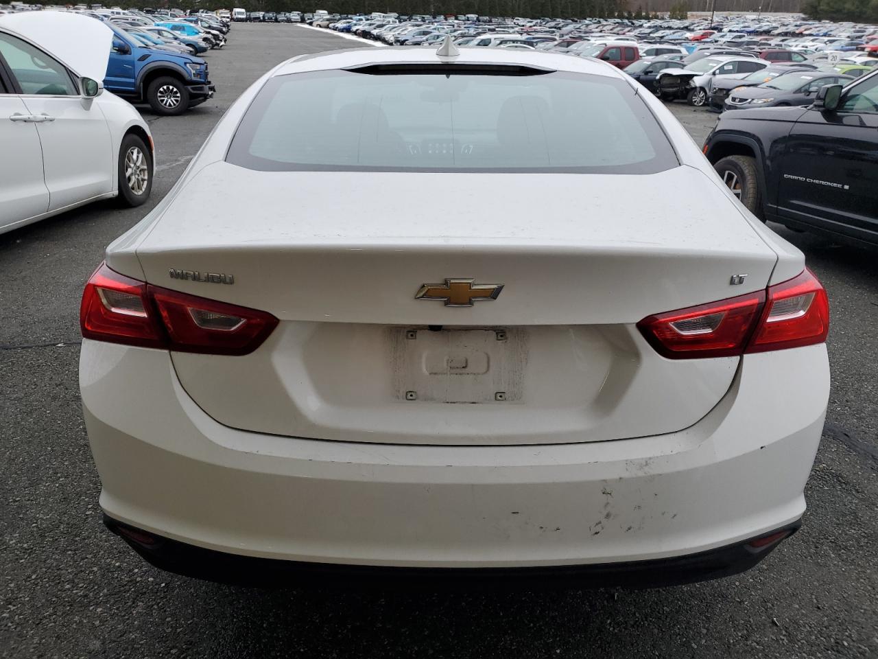 2023 Chevrolet Malibu VIN 1G1ZD5ST8PF238890 Copart auction photo, side / minor dent/scratches damage thumbnail 6