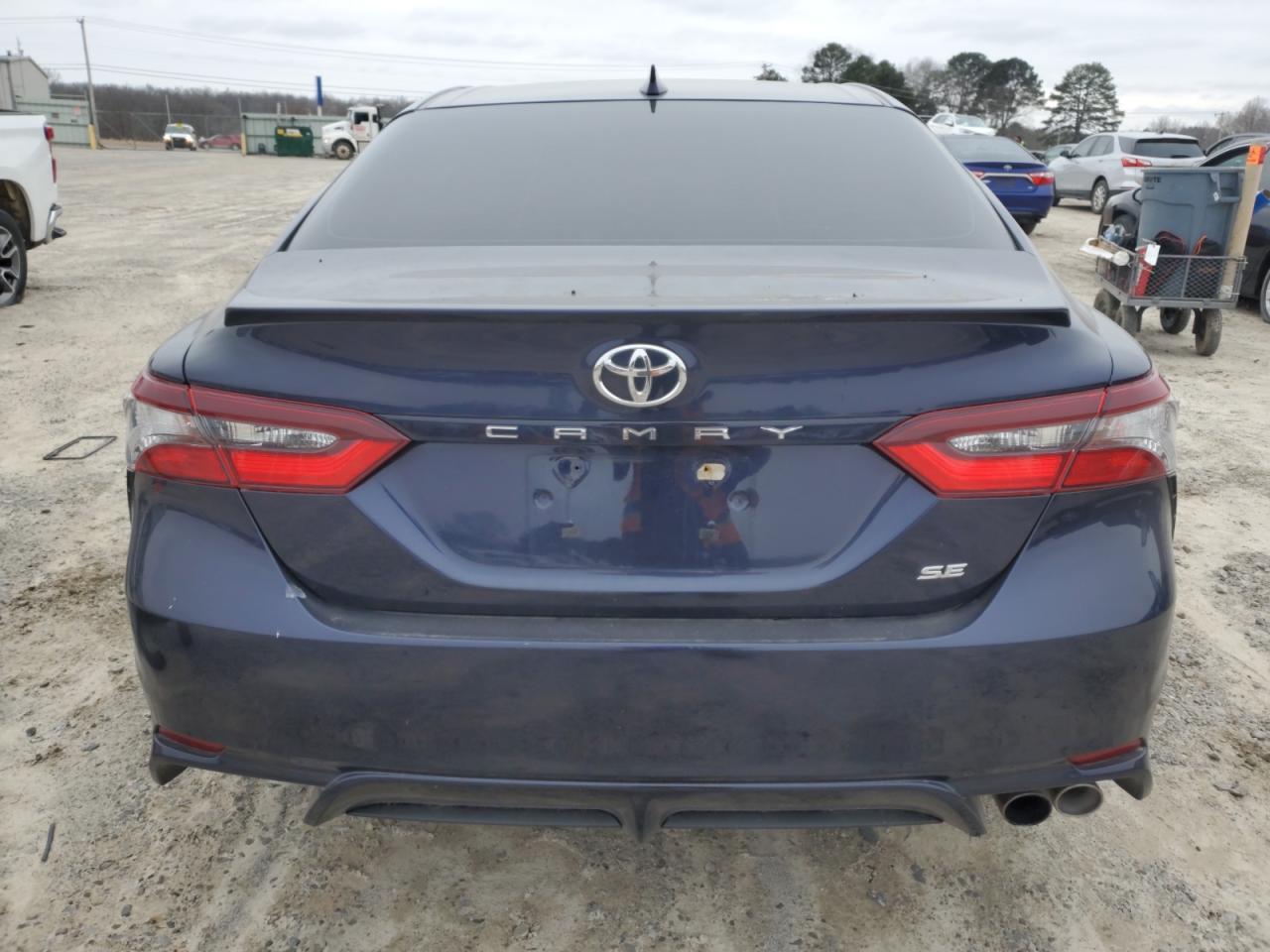 2021 Toyota Camry VIN 4T1G11AK4MU402731 Copart auction photo, front end / side damage thumbnail 6