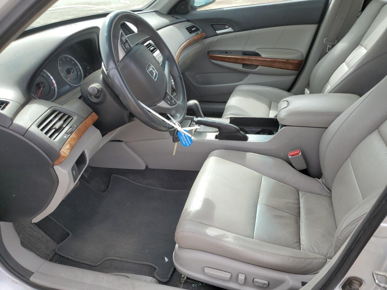 2011 Honda Accord VIN 1HGCP2F82BA127073 Copart auction photo, side / front end damage thumbnail 7