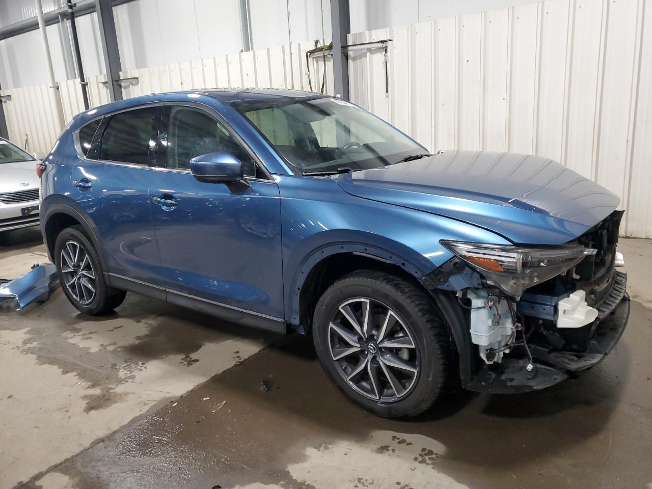 2018 Mazda CX-5 VIN JM3KFBDM8J0343468 Copart auction photo, front end damage thumbnail 4