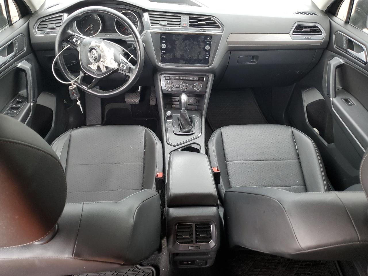 2018 Volkswagen Tiguan VIN 3VV3B7AX0JM131991 Copart auction photo, front end damage thumbnail 8