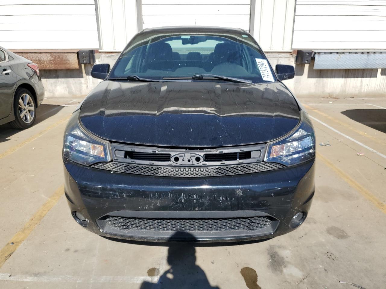 2011 Ford Focus VIN 1FAHP3GN2BW136850 Copart auction photo, rear end / all over damage thumbnail 5