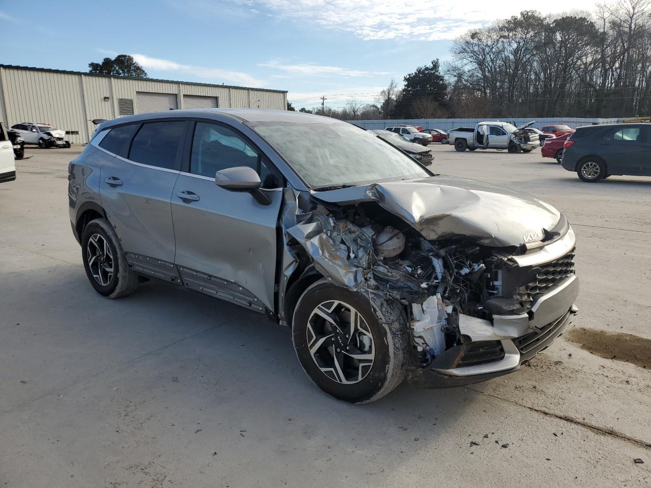 2023 KIA Sportage VIN KNDPUCAF6P7202348 Copart auction photo, front end damage thumbnail 4