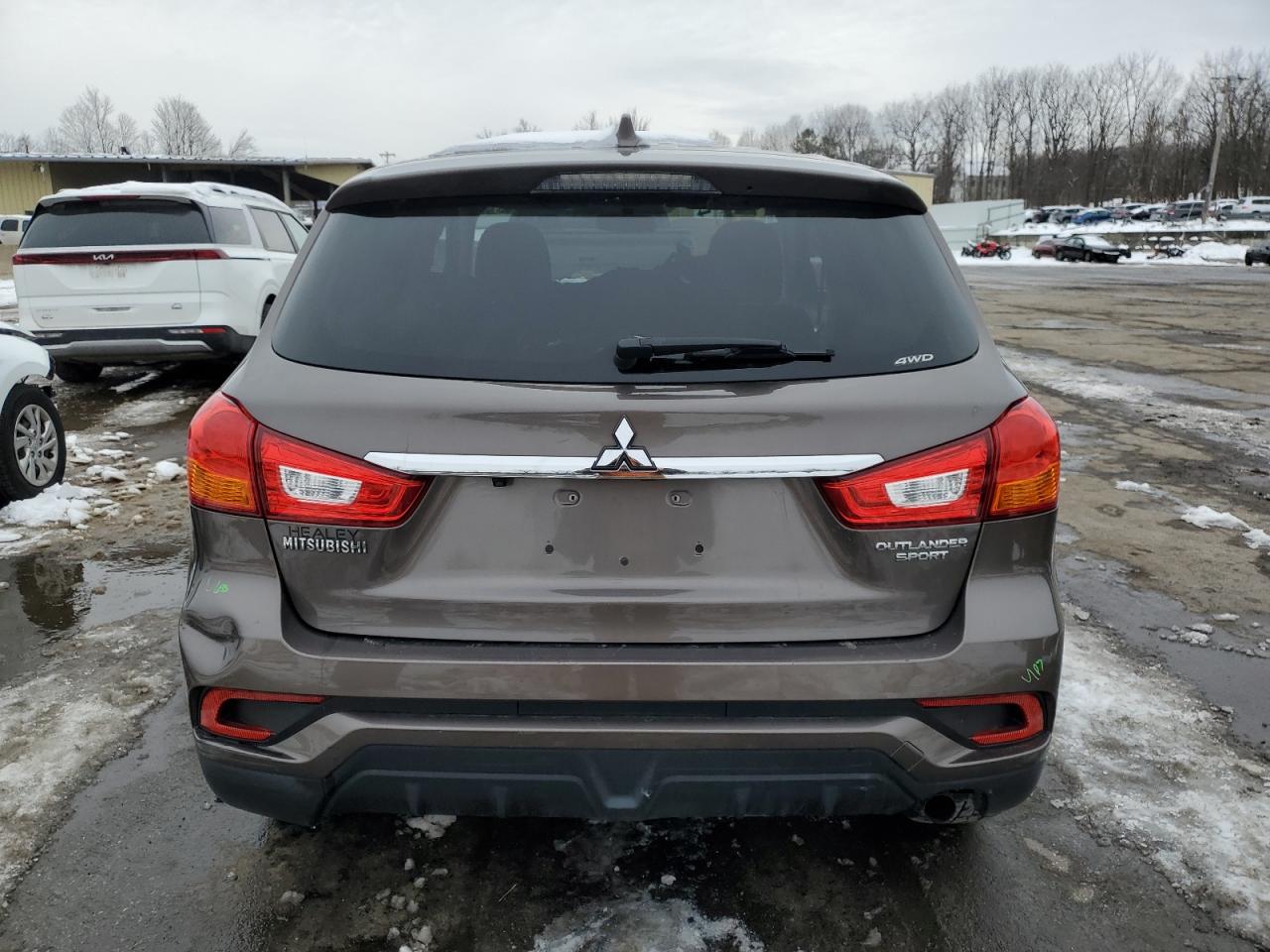 2019 Mitsubishi Outlander VIN JA4AR3AU8KU028714 Copart auction photo, front end / minor dent/scratches damage thumbnail 6