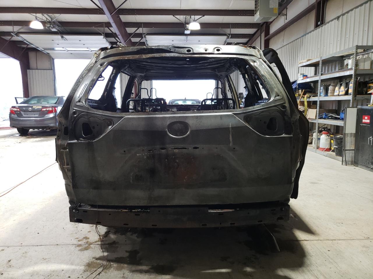 2011 Toyota Sienna VIN 5TDKK3DC6BS039748 Copart auction photo, burn / burn - engine damage thumbnail 6